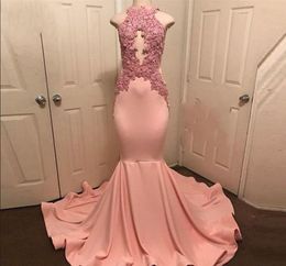 Halter Neck Sleeveless Robe De Soiree evening Dresses Abiye Peach-Pink Mermaid Prom Gowns Lace Appliques Long Prom Dress Formal Dress