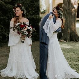 Full Lace Plus Size Wedding Dresses Bohemia Off Shoulder Long Sleeves Mermaid Wedding Dress Sweep Train Beach Bridal Gowns Cheap Boho