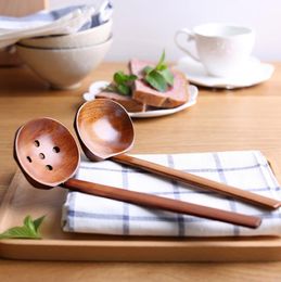 New Wooden Tableware Soup Spoon Japanese Ramen Wooden Long Handle Colander Hot Pot Spoon Practical and Durable LX6473