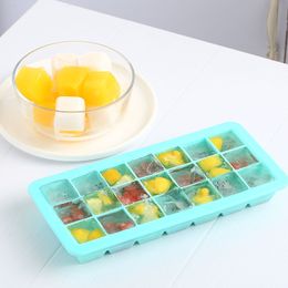2Pcs Ice Cube Tool Moulds Silicone Ice Tray with Lid Kitchen Bar Party Supplies Popsicle for Cocktail Whiskey Favourite