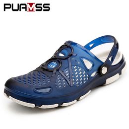 mens water shoes canada