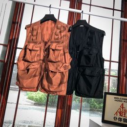 2020 Summer mens designer vest retro men vest vestidos de verano Camouflage tooling sleeveless Precision embroidery UK SIZE All-match tops