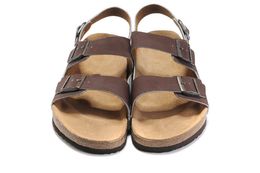 Nuovi sandali piatti da uomo famosi Scarpe casual da donna Pantofole in vera pelle da uomo con tre fibbie con tacco da spiaggia estiva di alta qualità