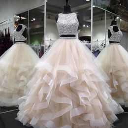 Two Pieces Ball Gowns Quinceanera Dresses Beaded Stones Top Layered Ruffles Backless Prom Gowns Sweety Girls 16 Years Dresses