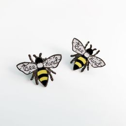 Be kind bee enamel pin Hard working Collecting honey brooches Kindness insect Lapel pins badges Shirt backpack Jewellery gift pins