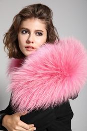 2017 Real Raccoon Hooded Fur Parka Women Fashion Biggest Bont Fur Parka Women Thicken Detachable Winter Coat