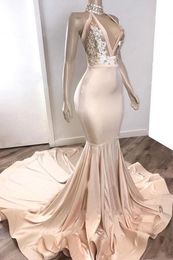 Elegant Sexy Champagne Mermaid Prom Dresses Lace Appliqued Beaded Evening Gown Long Backless Formal Dress Evening Party Party Dresses