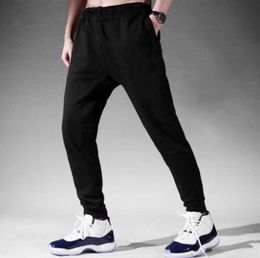 New Mens Designer Pants Fashion Pure Black Jogging Pants Spring Autumn Fashion Mens Casual Running Pant