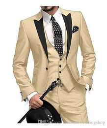 Fashion Champagne Groom Tuxedos Peak Lapel Men Wedding Party Prom Dress 3 pieces Man Business Suits (Jacket+Pants+Vest+Tie) K53