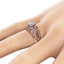 Wholesale-Hot selling exquisite new luxury engagement sapphire ring European and American 14K flower ring