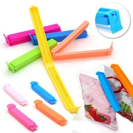 Candy Colour Portable New Kitchen Storage Food Snack Seal Sealing Bag Clips Sealer Clamp Plastic Tool random Colour
