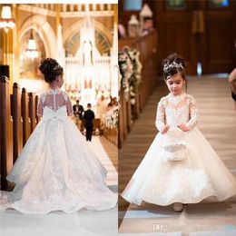 New Cute Flower Girls Dresses Jewel Neck Illusion Button Back Big Bow Lace Appliques Birthday Dresses First Communion Girls Pageant Gowns