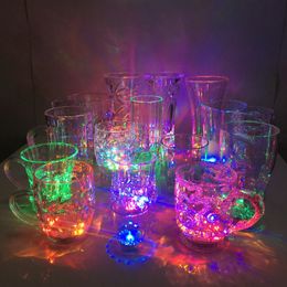 Led Bar Luminous Wine Glass Colourful Luminous Cocktail Glass Meets Water Induction Pineapple Cup Bar Wedding Supplies XD23438