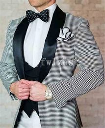 New Style One Button Handsome Shawl Lapel Groom Tuxedos Men Suits Wedding/Prom/Dinner Best Man Blazer(Jacket+Pants+Tie+Vest) W212