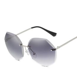 Wholesale- Sunglasses Fashion Personality Frameless Polygon UV400 Mirror Outdoor Summer Sun lasses For Men Women X493