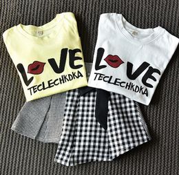 Kids Girls Outfits Love Printed Children Shirts Plaid Skirt 2PCS Sets Summer Kids Clothes Sets Boutique Baby Clothing 2 Colours DHW2274
