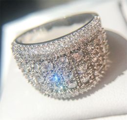 Fashion Men Engagement Rings New Silver Colour Fashion Women Ring Bling Luxury Full Diamond Cubic Zirconia Wedding Rings Lover Gift