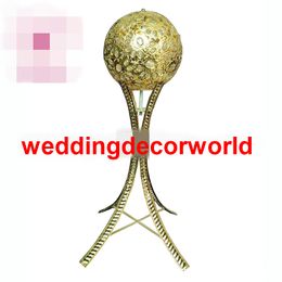 Creative, wrought iron golden flower bead flower rack main wedding table furnishing stand western restaurant decoration supplies metal 1010