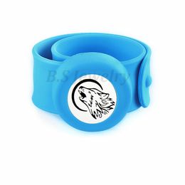 wolf 25mm Diffuser locket Kids Mosquito Repellent Bracelet Essential Oil Diffuser Locket Stretchable Silicone Slap Bracelet