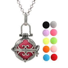 Hollow Love Flower Locket Aromatherapy Essential Oil Diffuser Locket Pendant for Hollowen Glow In The Dark Necklace Glow Ball Perfume