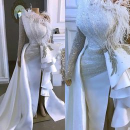 Modest One Shoulder Prom Dresses with Detachable Train Sequined Long Sleeve Feather Ruffles Side Slit Evening Dress Ruched Beads Party Gowns