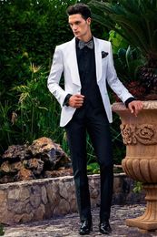 Fashion White Groom Suits Shawl Lapel One Button Groomsman Wedding Wear Men Formal Business Prom Party Two Pieces Suit (Jacket+Pant)