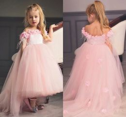 Vintage Princess Flower Girls Dresses for Weddings Lace Boat Neck Vintage Girl Pageant Gowns Cheap Holy Communion Dress