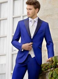 Brand New Royal Blue Groom Tuxedos Peak Lapel Groomsman Wedding Tuxedos Fashion Men Prom Jacket Blazer 3 Piece Suit(Jacket+Pants+Tie+Vest)18