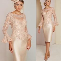 2020 New Vintage Mother Of Bride Dresses Scoop Neck Long Sleeves Champagne Lace Crystal Knee Length Custom Weddings Evening Party Prom Gowns