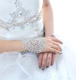 2019 Cheap Bling Bling Bridal Gloves Crystal Rhinestone Armlet Chain Ring Bracelet Bangle Gorgeous Party Wristband Armbands
