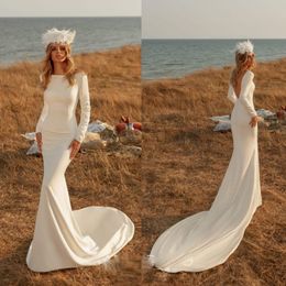 Simple Mermaid Plus Size Wedding Dresses Scoop Long Sleeve Backless Satin Bridal Gowns Sweep Train Robes De Mariée