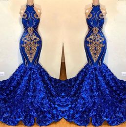 Halter Royal Blue Prom Dresses Gold Lace Applique Embroidery Handmade Flowers Beaded Custom Made Evening Party Gowns Formal Ocn Wear