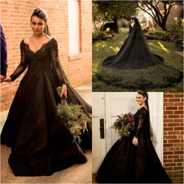 Vintage Black Gothic Wedding Dress Elegant Summer Bobo Backless Wedding Dress With Beaded Appliques Long Sleeves mariage vestido Novia 2019