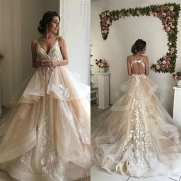 Elegant 2019 Champagne A Line Wedding Dresses V Neck Appliques Lace Tulle Tiered Backless Bridal Gowns Vestidos De Noiva