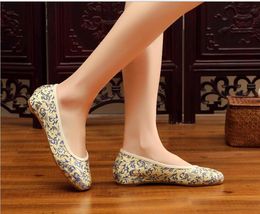 Vendita calda-fiore di malto 2019 primavera nuove scarpe da donna Hanfu testa quadrata bassa spessa con scarpe singole cheongsam ricamate scarpe tacco basso