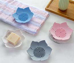 Lotus Shape Soap Dishes Portable Silicone Soap Box Storage Plate Draining Soap Holder Bathroom Shower Tool SN154