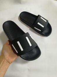 Neue Herren-Designer-Slides aus Gummi, Sommer-Strand-Slide-Flip-Flops, Gummi-Sandale, Multi-Style-Hausschuhe