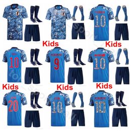 -Japão Japão Jersey 2020 Soccer Socks Set Kids 18 Okazaki 4 Honda 10 Kagawa 16 Tomiyasu 7 Shibasaki 10 Nakajima Camisa de Futebol Kits
