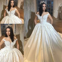 Gorgeous Ball Gown Wedding Dresses 2019 Off Shoulder 3D Floral Applique Beaded Vintage Wedding Dress Sexy Bridal Gowns robe de mariée