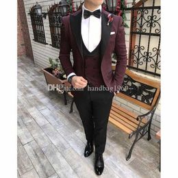 New Design One Button Burgundy Groom Tuxedos Peak Lapel Groomsmen Mens Suits Wedding/Prom/Dinner Blazer (Jacket+Pants+Vest+Tie) K272