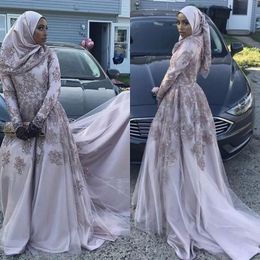 Elegant Plus Size Muslim Wedding Dresses High Neck Long Sleeve Lace Applique Beads Sweep Train Bridal Gowns Dubai Arabic Wedding Gown