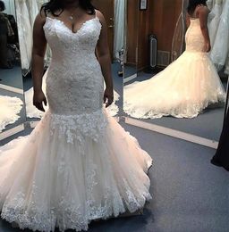 Arabic Mermaid Wedding Dresses Spaghetti Strap Backless Lace Appliques Beaded Vestido De Novia Black Girls Bridal Gowns Plus Size Wed Dress