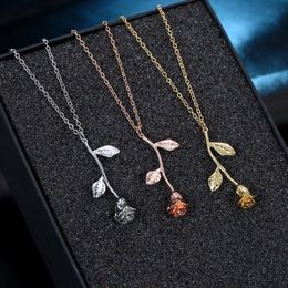 VKME Rose Flower Pendant Necklace for Women 3 Colors Vintage Boho Botanical Necklace Glamour Fashion Party Gifts