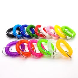 Wrist Band Key Ring Coil Keychains EVA Plastic Stretch Wrist Band Keyring for Gym Pool Id Badge Fashion Bracelet Key Chain Holder