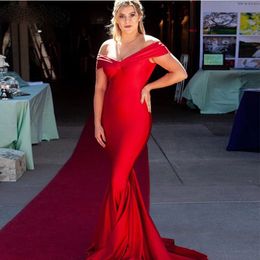 Beautiful Red Long Evening Dresses Off The Shoulder Sleeveless Plain Satin Mermaid Floor Length Formal Party Gowns Vestidos