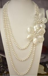 2019 new arrival fashion 3 rows freshwater pearl mother of pearl sea shell pearl flower necklace for women