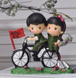 Fashion wedding gift wedding decoration home accessories living room decoration resin doll cute love small red army