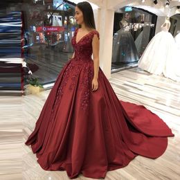 Vintage Burgundy Satin Lace Wedding Dress 3d flowers Beaded Lace V Neck Arabic Women Bridal Wedding Gown 2020 Couture Custom Made