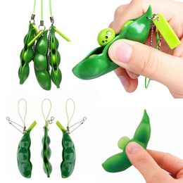 New Creative Extrusion Pea Bean Soybean Edamame Stress Relieve Toy Keychain Cute Fun Key Chain Ring Paty Gift Bag Charms Trinket2106