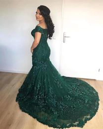 Sparkly African Dark Green Mermaid Evening Dresses Off the Shoulder Lace Sequins Corset Back Long Prom Celebrity Gowns295z
